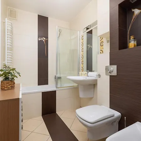 Apartmán Bright Near Ice With Air Conditioning And Parking By Renters *
