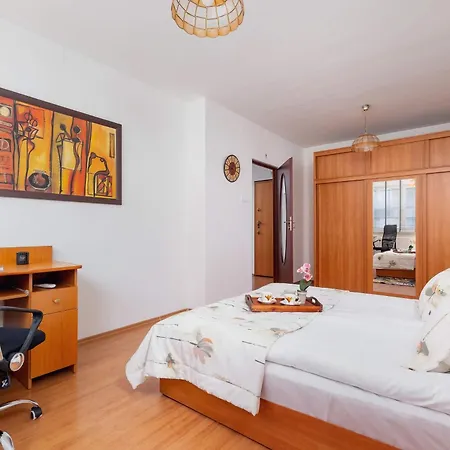 Apartamento Bright Near Ice With Air Conditioning&parking By Renters