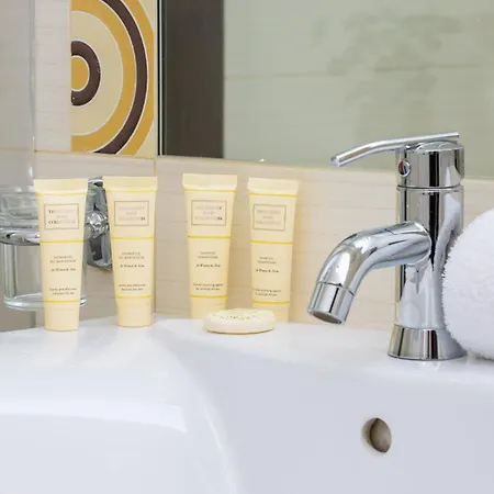 Bright Near Ice With Air Conditioning&parking By Renters Apartamento Cracóvia